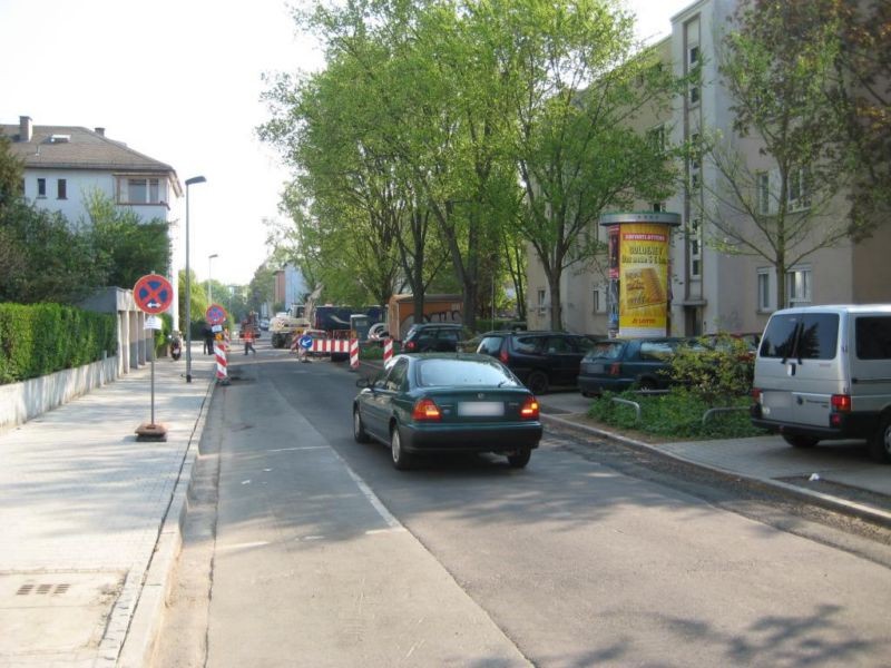 Hinter den Ulmen/Nußzeil