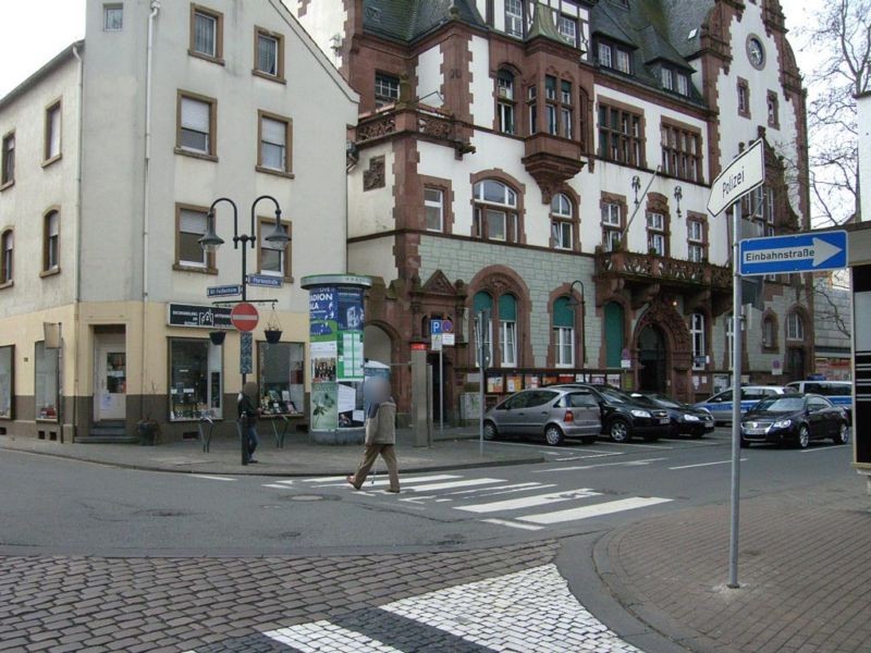 Pfortenstr. 1/Alt-Fechenheim