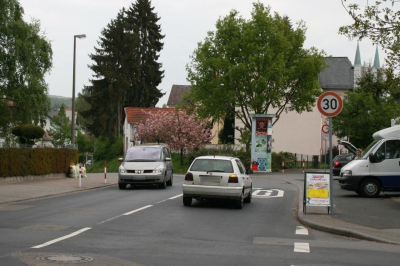 Götzenmühlweg geg. 8/Am Schwesternhaus