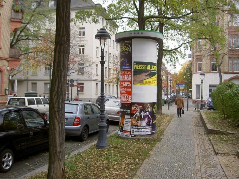 Peter-Cornelius-Platz geg. 2