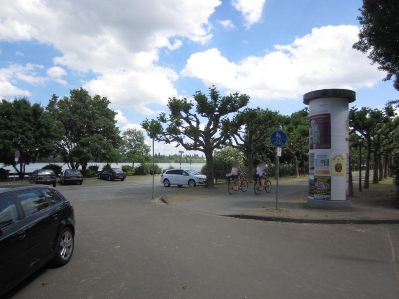 Rheinufer/Feldbergplatz