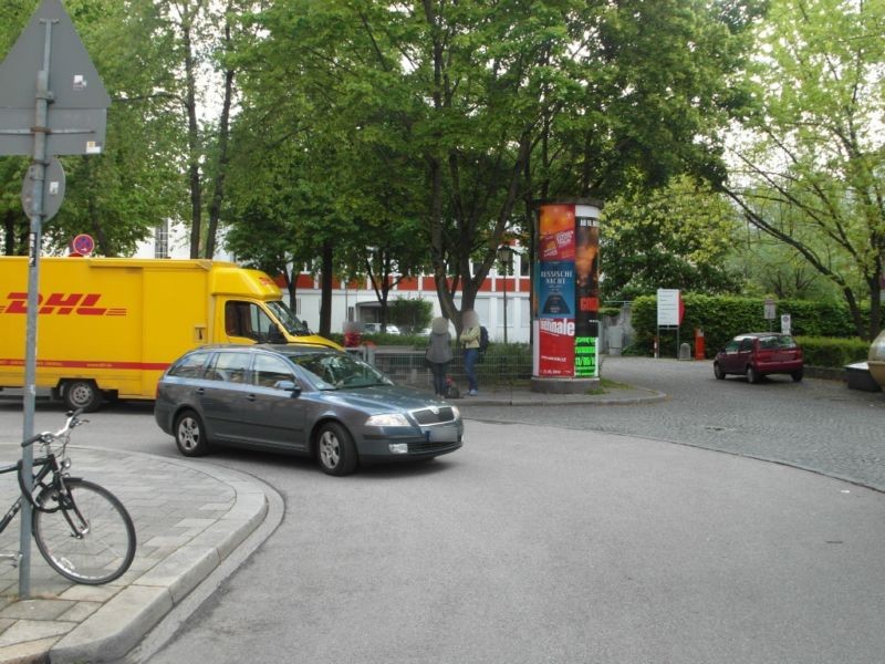 St.-Wolfgangs-Platz geg. 10/Barnabasstr.