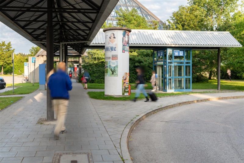 Max-Lebsche-Platz U- Busbahnhof Großhadern