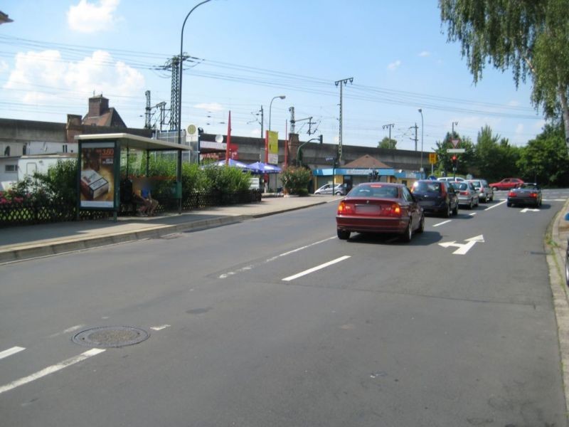 Amand-Ney-Str.   4 geg. Zweirad-Fachhändler/außen