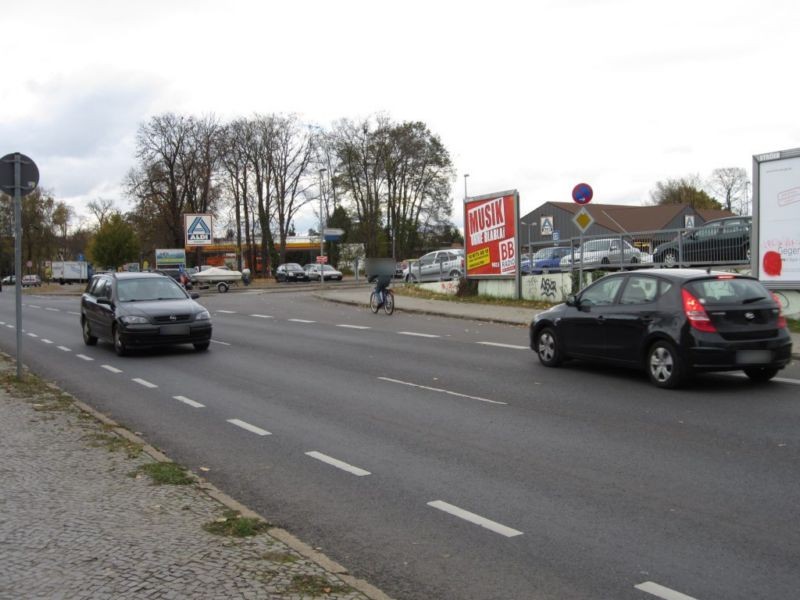 Bahnhofstr./Busbahnhof li.