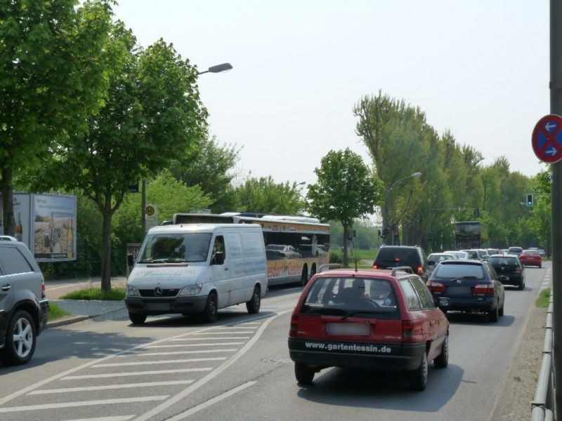 Heinersdorfer Str. FHTW/Bus-HST li.