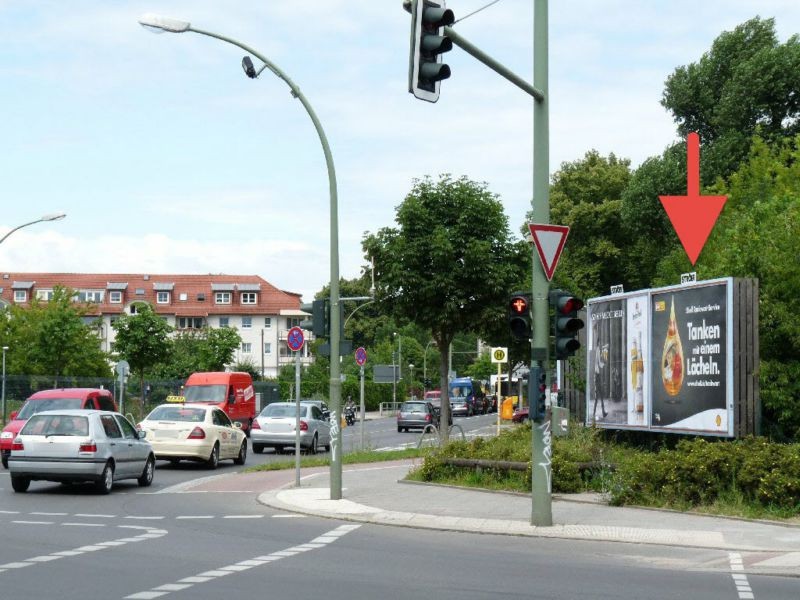 Heinersdorfer Str./Blankenburger Pflasterweg