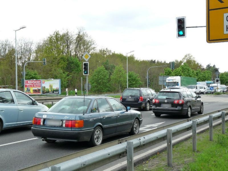 Frankfurter Chaussee/PP re./Münchehofer Weg/We.li.