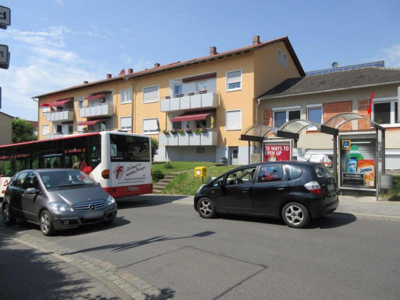 Hesslergasse/Badstr. rechts