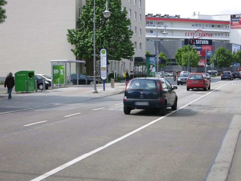 Willy-Brandt-Str. 4/Kurt-Blaum-Platz/außen