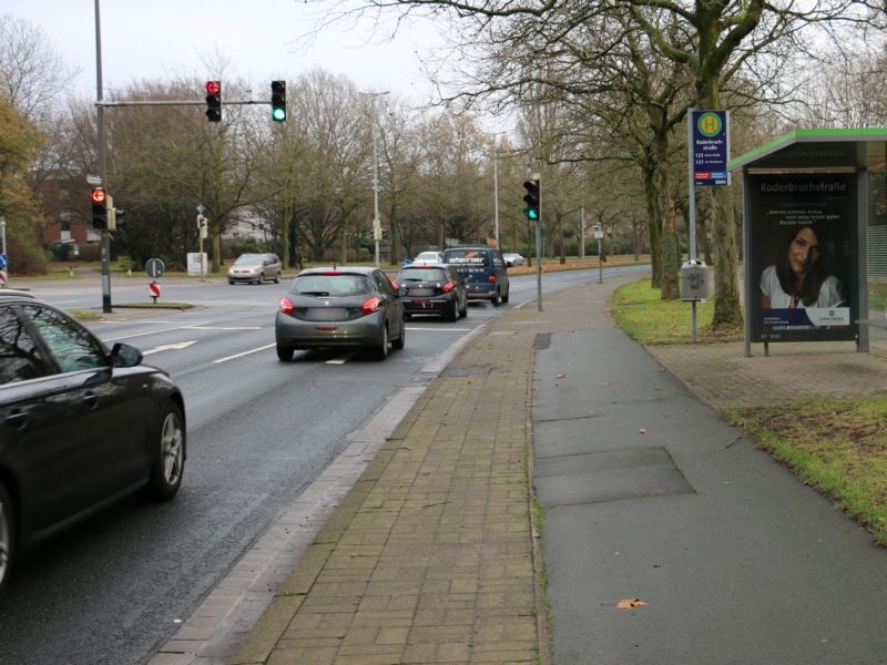 Karl-Wiechert-Allee geg. Roderbruchstr. innen