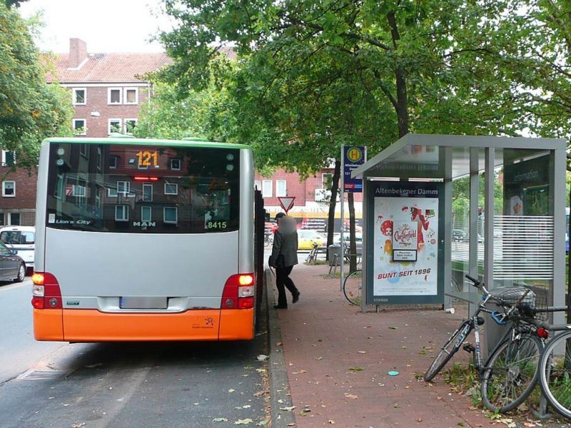 Heinrich-Heine-Platz   2/Altenbekener Damm innen