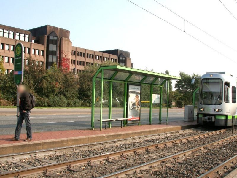 Vahrenwalder Str./Kanalbrücke saw. li. innen