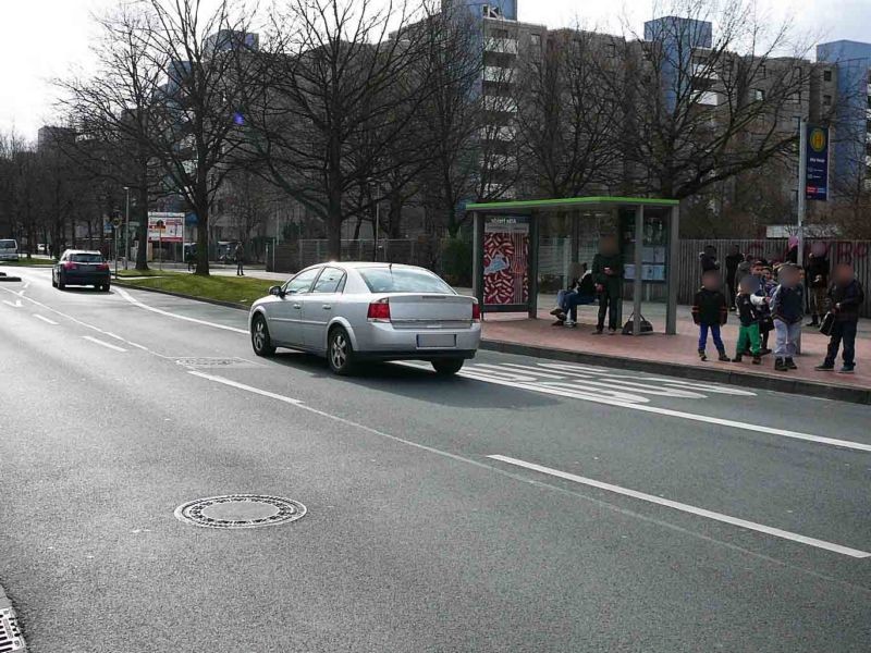 Ada-Lessing-Str.  93/Kugelfangtrift innen