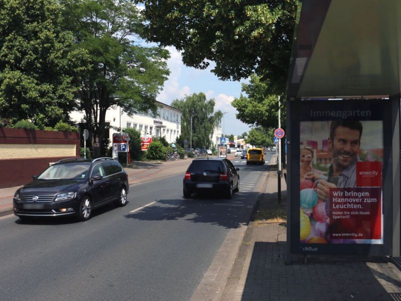 Am Listholze/Autohaus innen