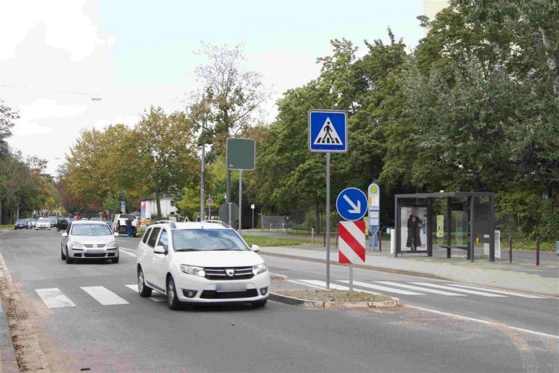 Göttelmannstr. 42 a/Volkspark sew./innen