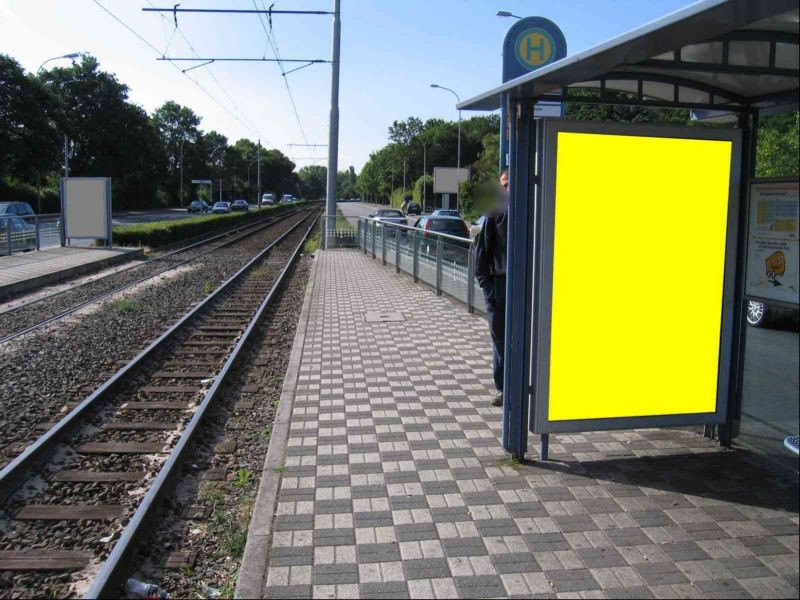 Geschwister-Scholl-Str. saw./Pariser Str./innen