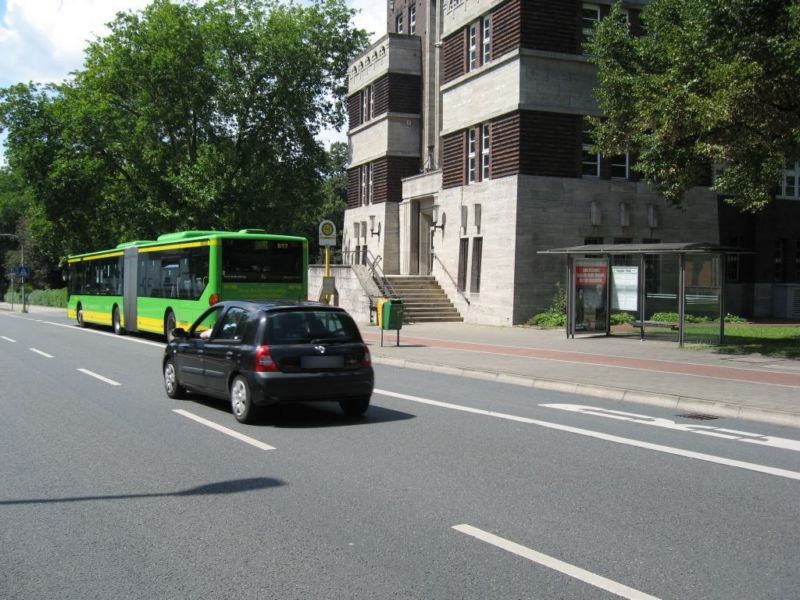 Schwartzstr. 72/Elsa-Brandström-Str./We.re.