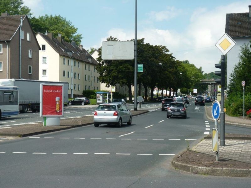 Düsseldorfer Str./Varresbecker Str./Insel Si. NO