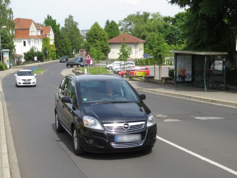 Gerloser Weg 20/Buttlarstr./innen