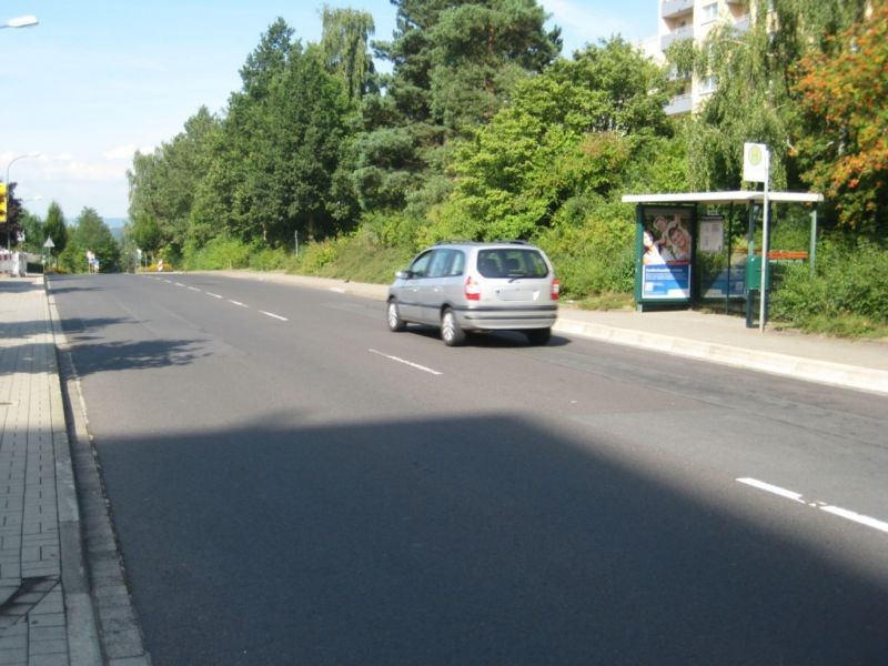 Adenauerstr. 12/Nh. Von-Schleiffras-Str./innen