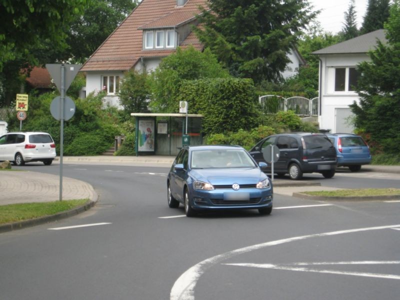 Niesiger Str. 201/Nh. Forststr./innen