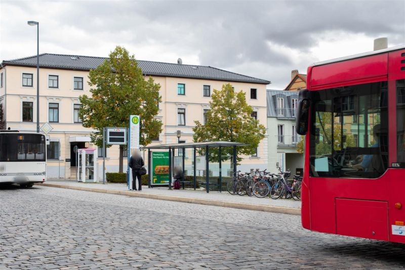 August-Baudert-Platz/Hbf. li./We.re.