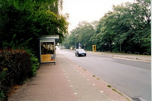 Berkersheimer Weg/Ebereschenweg/innen