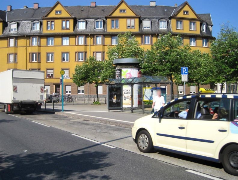 Rödelheimer Str. geg. 5-7/Kirchplatz/innen