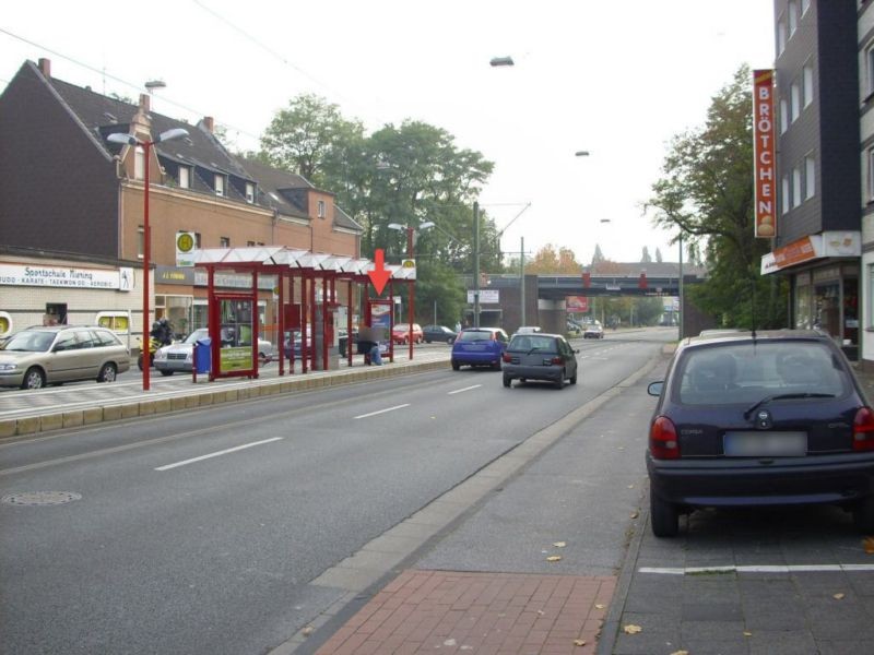 Friedrich-Ebert-Str. 84-86/Sonnenstr./Ri. DU/re.