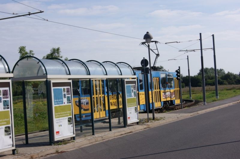 Siedelhofstr./Kreiskrankenhaus WH li./Vitr.li. RS