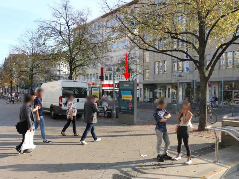 Georgstr.  11/Nordmannpassage Si. Fußweg