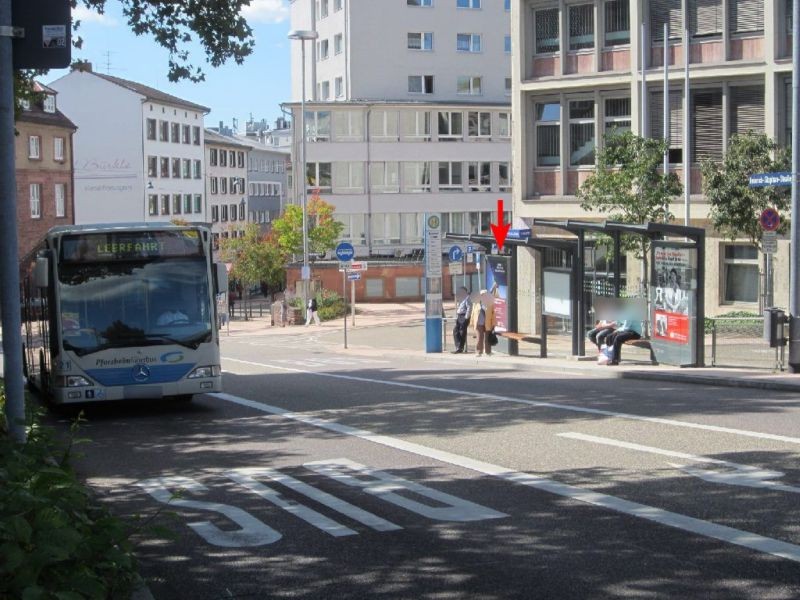 Heinrich-Stephan-Str.   1/HST Bahnhofstr. li.