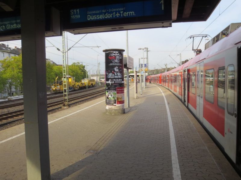 S-Bf Friedrichstadt, Ausgang Oberbilker Allee