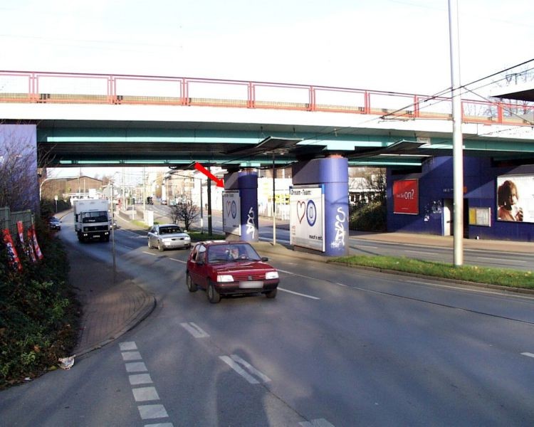 Wanheimer Str./S-Bf Hochfeld/Mittelpfeiler li.