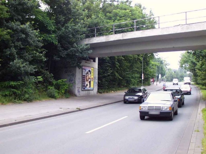 Hans-Böckler-Allee/DB-Ufg./FR Aldenhofstr./re.