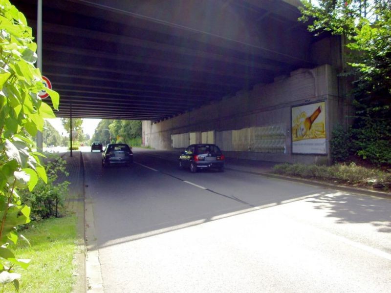 Wakefieldstr. geg. Kurhausstr./Bahn-Ufg./2. Sto.