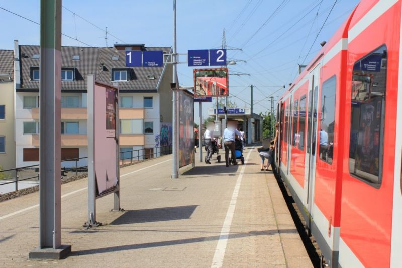 S-Bf Eller-Mitte, Ausgang Gumbertstr., RS