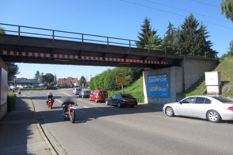 Ostendstr./Bahn-Ufg./Westseite