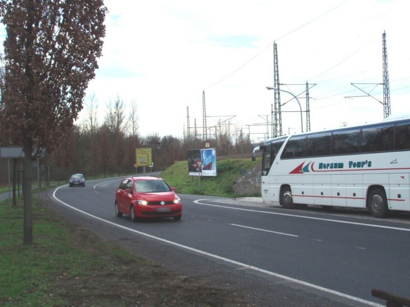 Kulmbacher Str. (B85) Schoko-Werk li.