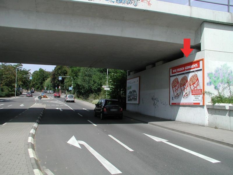 Kreuznacher Str./Ufg./Nordseite