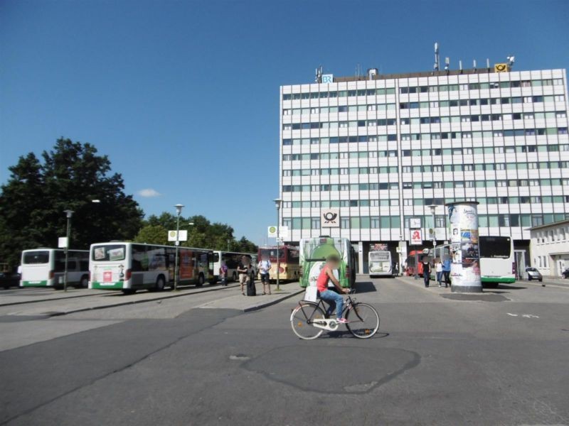 Hbf, Vorplatz, Busbahnhof