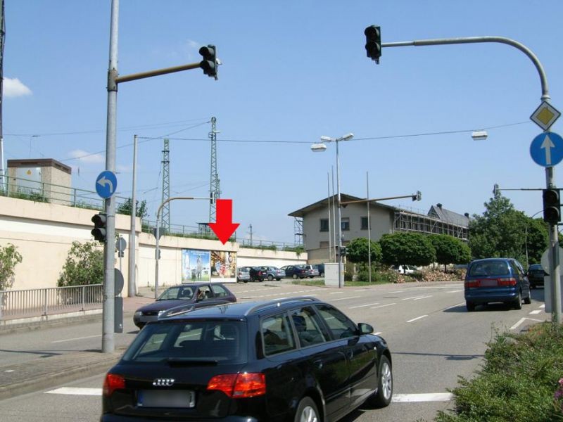 Landauer Str. B39/Alban-Haas-Str./Zuf.Güterabfert.