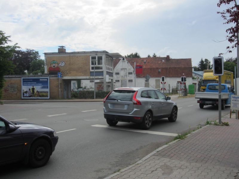 Bäderstr./Am Bahnhof quer