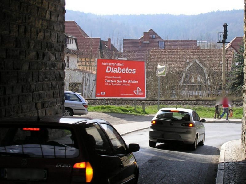 Am Flutgraben/Templerweg/Bahn-Ufg./quer