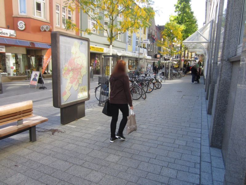 Bahnhofstr.   2/Am Knick