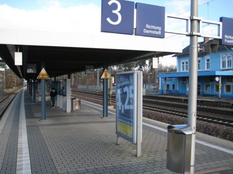 S-Bf Neu-Isenburg, Bstg. Ri. Langen, 3.Sto.