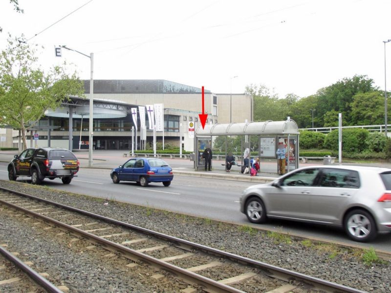 Leonhardplatz/Stadthalle Ri. Bf innen