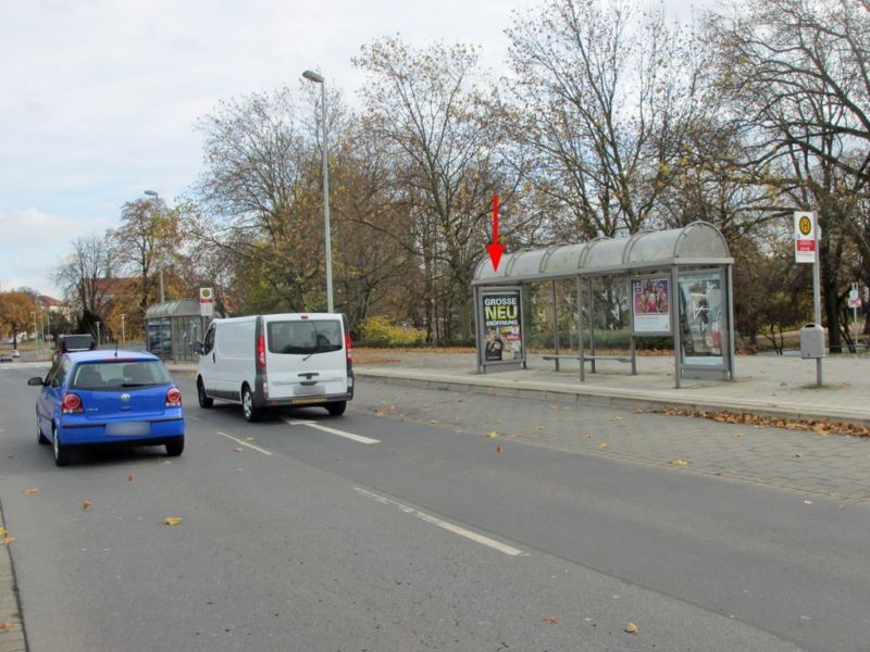 Konrad-Adenauer-Str./VW-Halle II innen