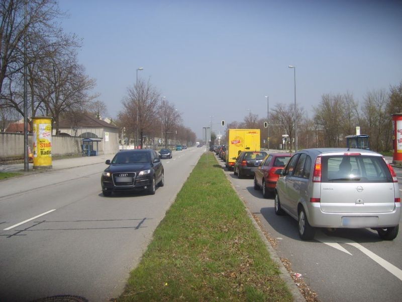 Ingolstädter Str./Neuherbergstr. li.